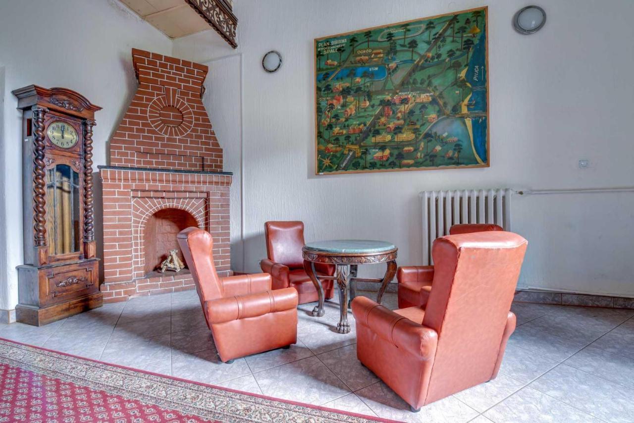 Savoy Bed & Breakfast Spała Dış mekan fotoğraf