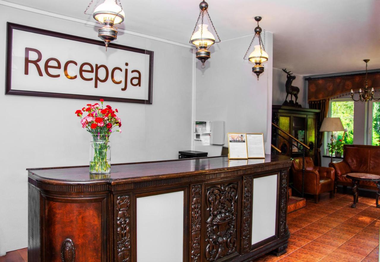 Savoy Bed & Breakfast Spała Dış mekan fotoğraf