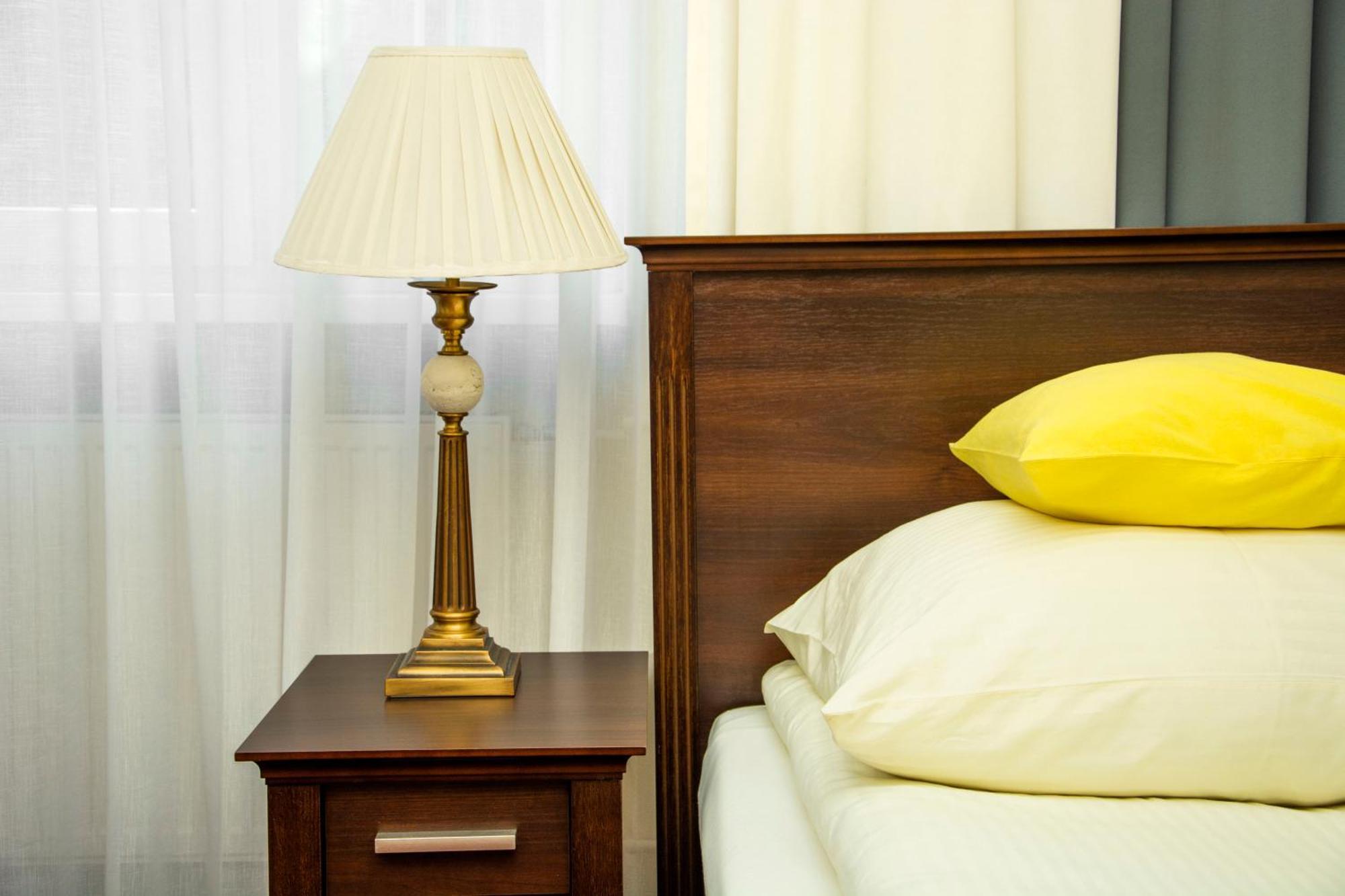 Savoy Bed & Breakfast Spała Dış mekan fotoğraf