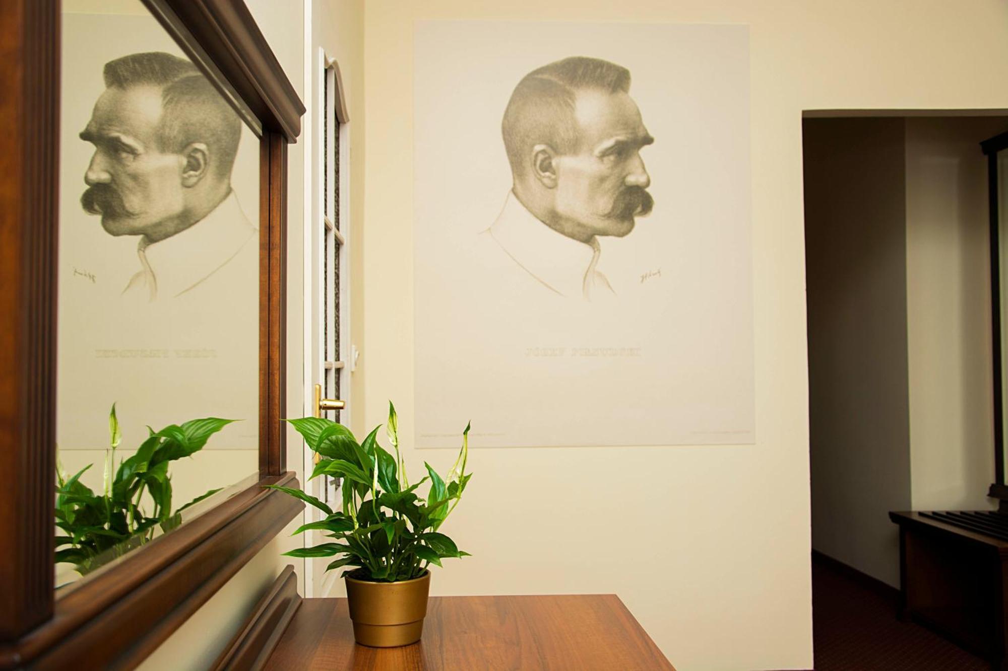 Savoy Bed & Breakfast Spała Dış mekan fotoğraf